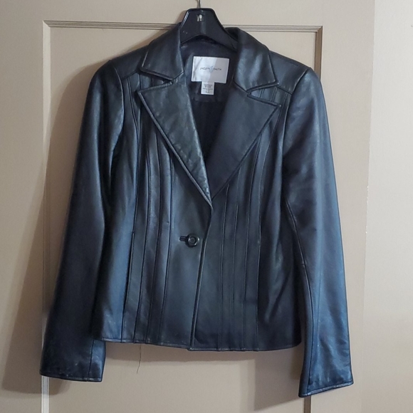 jaclyn smith leather jacket